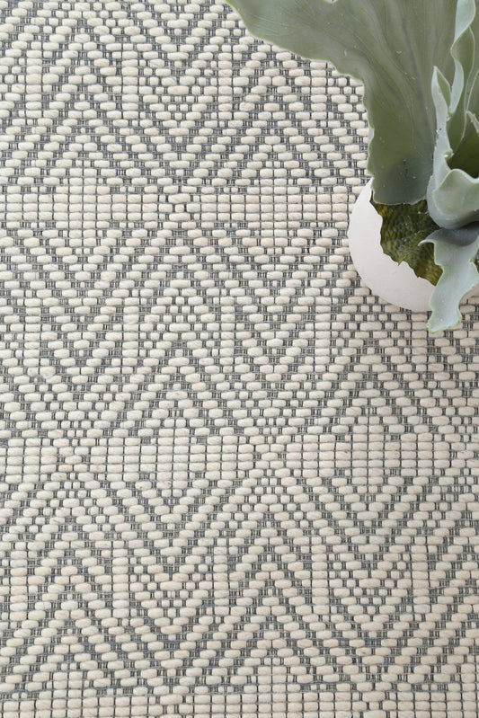 Copacabana Chevron Light Grey Wool Rug - /products/copacabana-chevron-light-grey-wool-rug