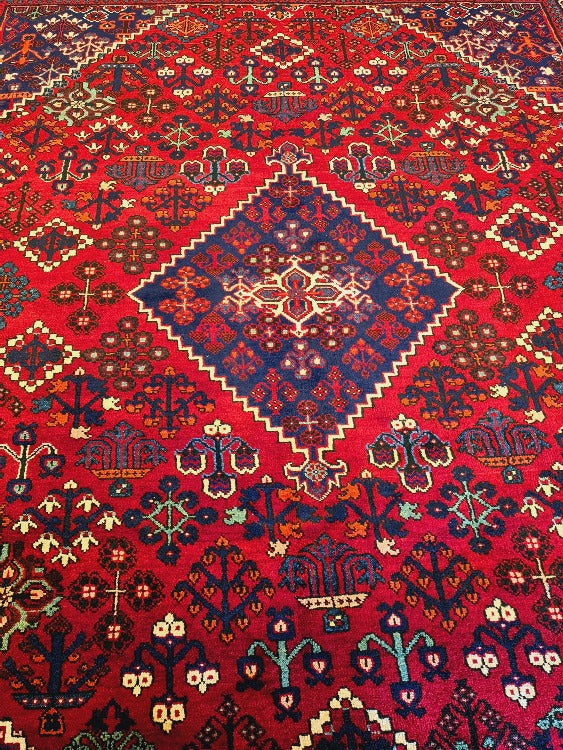 Handmade Persian Kashkai Rug (215 X 300 CM)