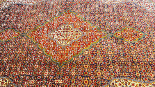 Superfine Persian Tabriz Rug Made from Pure Lamb's Wool Pile (190 X 280 CM) - /products/superfine-persian-tabriz-rug-lambs-wool