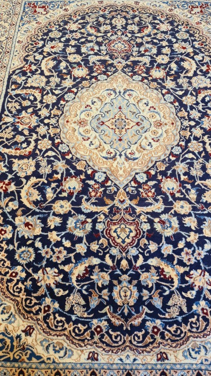 Navy Persian Wool & Silk (280 x 200 cm)