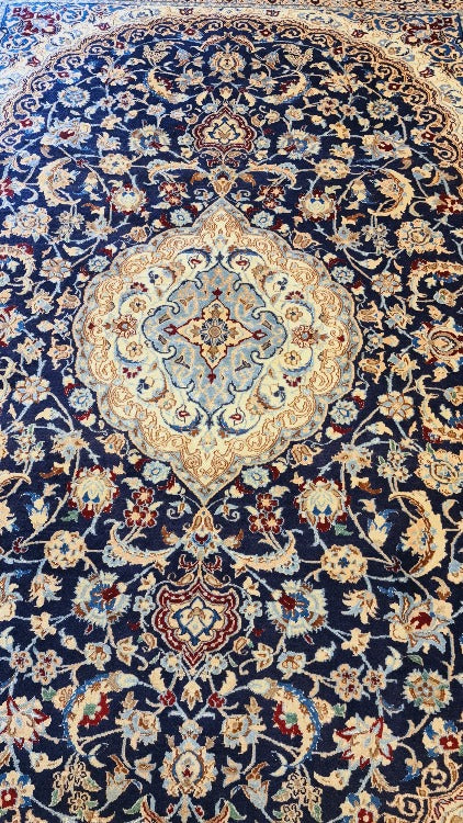Navy Persian Wool & Silk (280 x 200 cm)