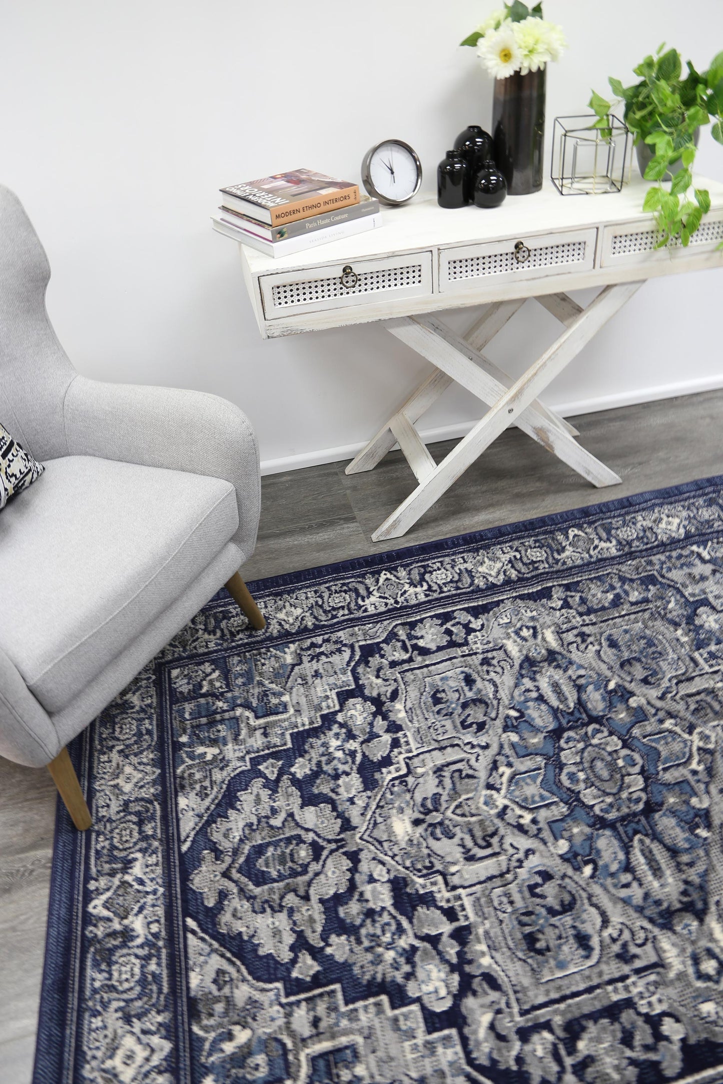 Ariana Tranistional Navy Rug