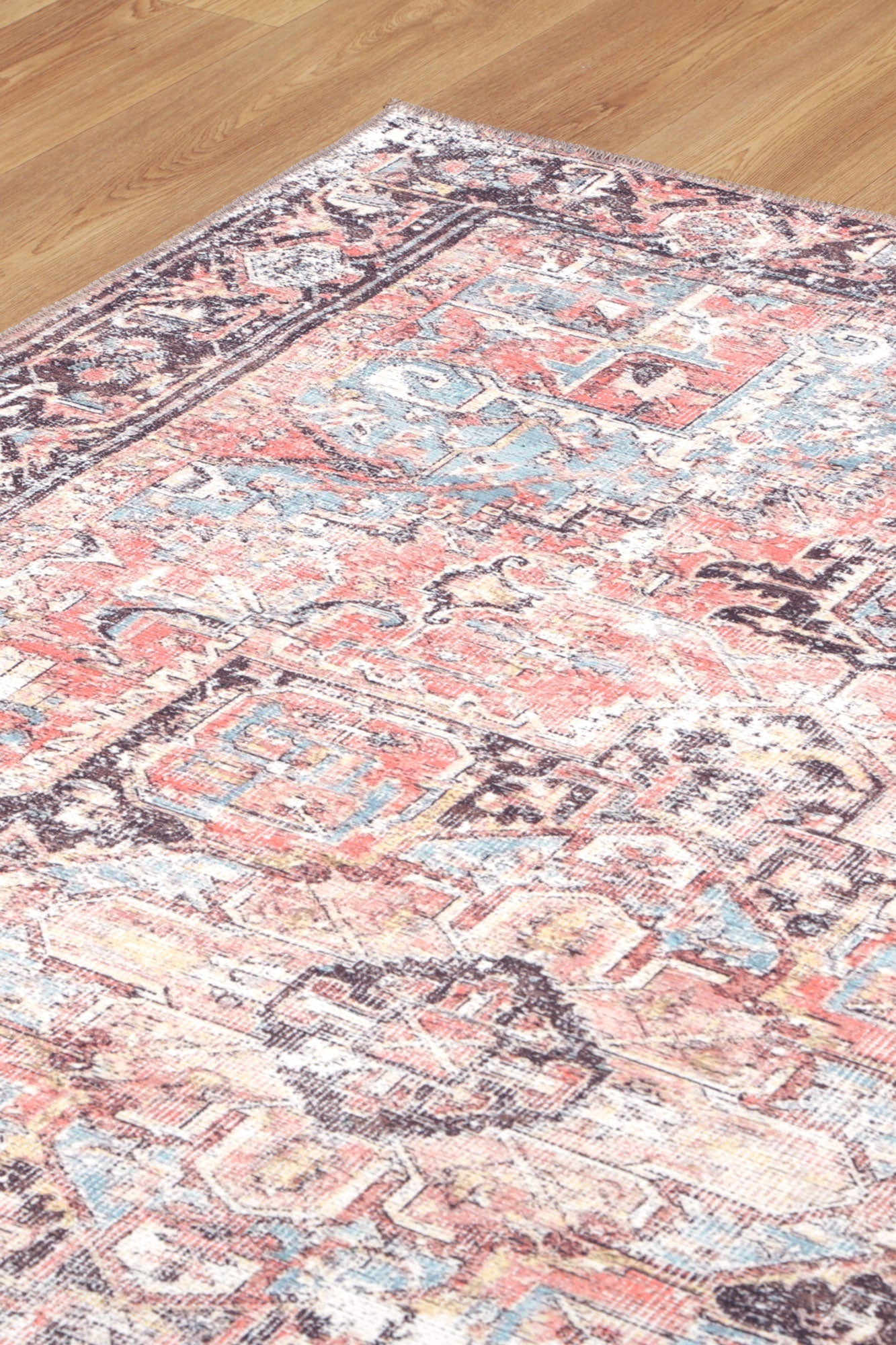 Hobart Marcel Machine Washable Rug