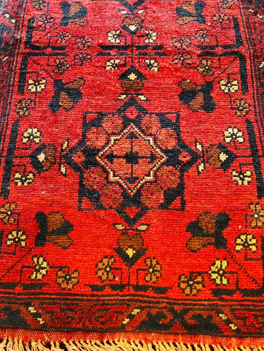 Khal Handcrafted Traditional Rug with Classic Design (100 x 53 cm) - /products/khal-handcrafted-traditional-rug-100x53-cm