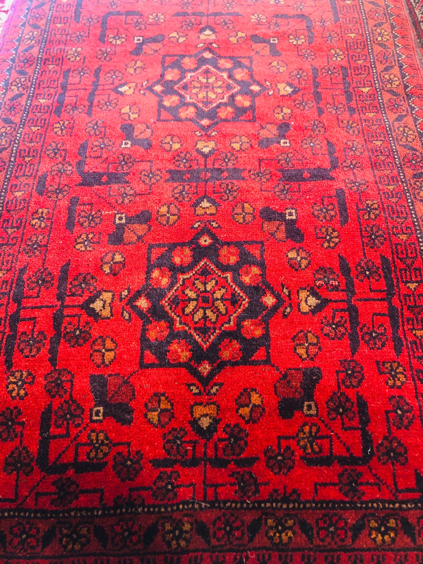 Khal Handmade Persian Rug with Intricate Patterns (130 x 80 cm)