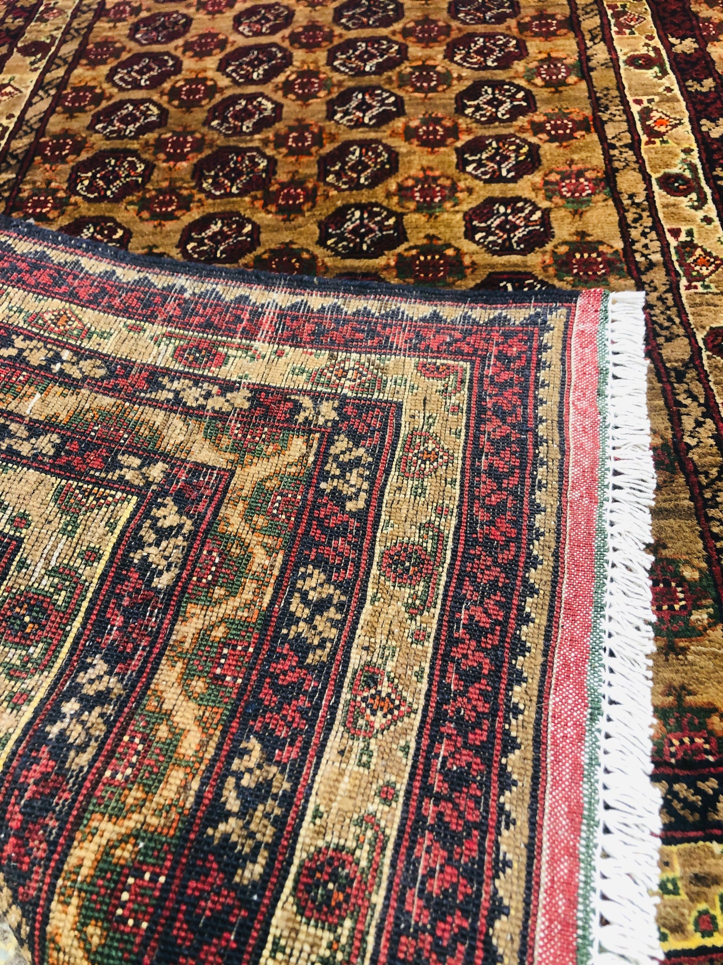 Traditional Bukhara Handmade Woven Rugs (95 X 140 cm)