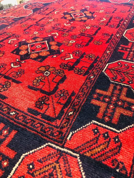 Khal Hand Knotted Traditional Wool Rug with Classic Patterns (100 X 150 cm)