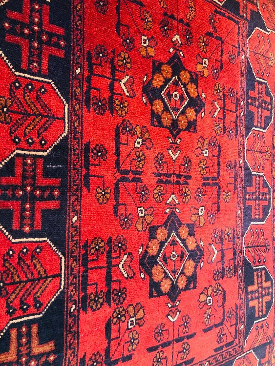 Khal Hand Knotted Traditional Wool Rug with Classic Patterns (100 X 150 cm)