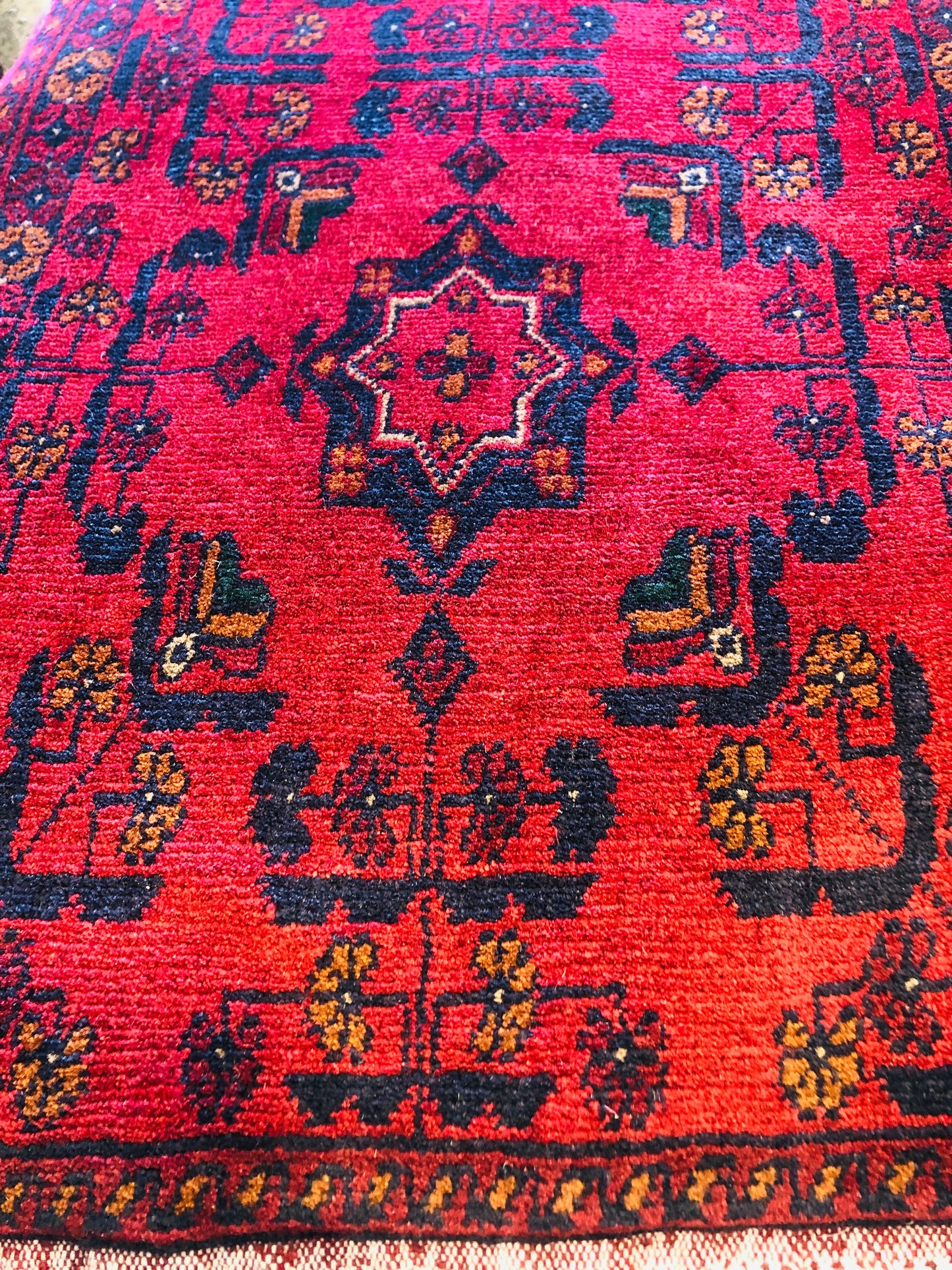 Khal Hand Knotted Tribal Rug with Natural Dyes (120 X 83 cm)