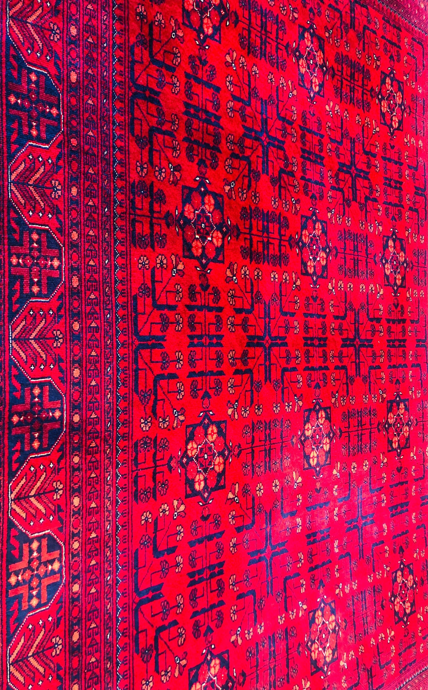 This Piece of Art Rug Has a Natural Ghaznee Silky and Velvety Wool (150 X 200 CM)