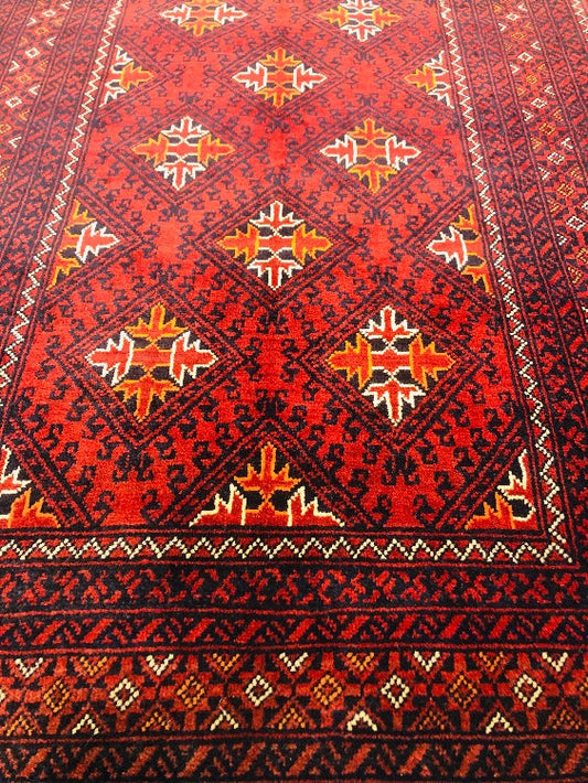 Handmade Woven Rug with 3 Months Weaving Craftsmanship (95x150cm)Handmade Woven Rug with 3 Months Weaving Craftsmanship (95x150cm) - /products/kundoz-handmade-woven-rug-1