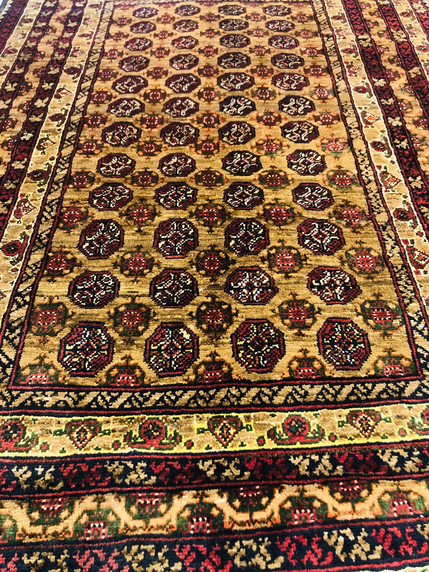 Traditional Bukhara Handmade Woven Rugs (95 X 140 cm)