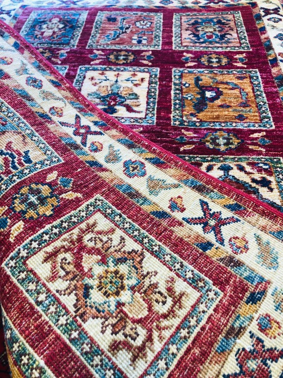Natural Vegetable Dyes Rugs (120 X 83 cm)