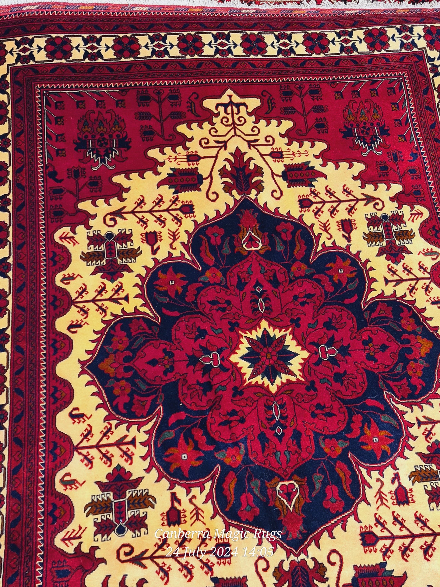 Beljik Wool Rug from North of Afghanistan (150 x 210 CM) | Authentic Wool Rugs Online – Magic Rugs