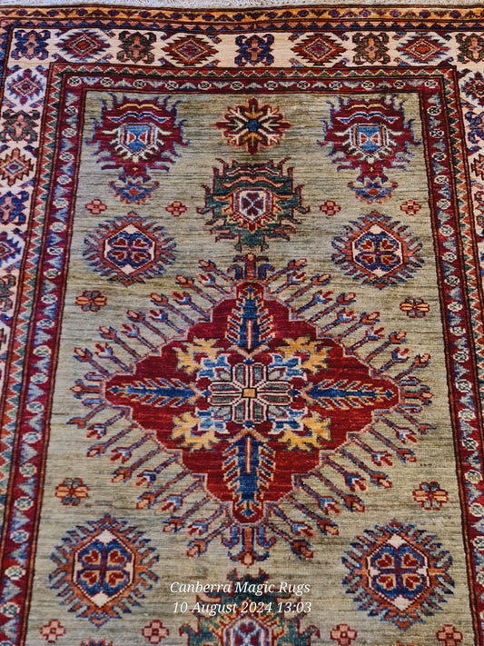 handmade designer rugs onlineMasterpiece of Super Kazak (102 x 155 CM) - /products/superfine-kazak-handmade-designer-rugs-online-99-x-157-cm