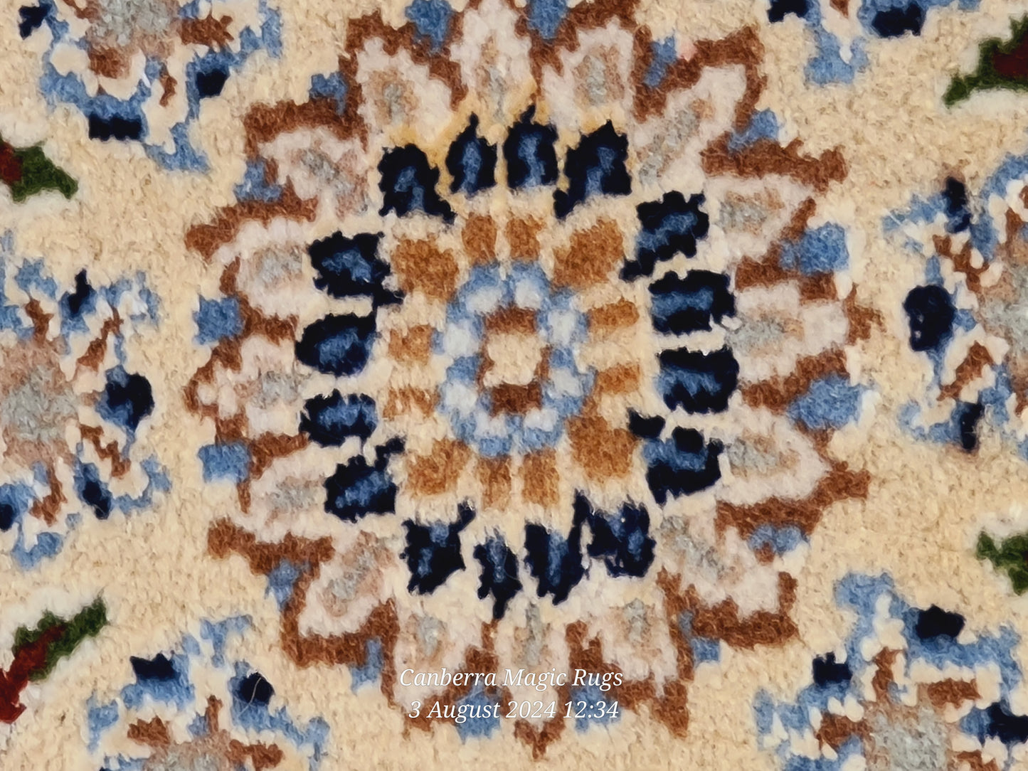 Persian Nain Wool Silk Rug – Premium Nain Persian Rug Collection