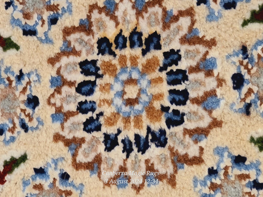 Persian Nain Wool Silk Rug – Premium Nain Persian Rug Collection - /products/persian-nain-wool-silk-rug