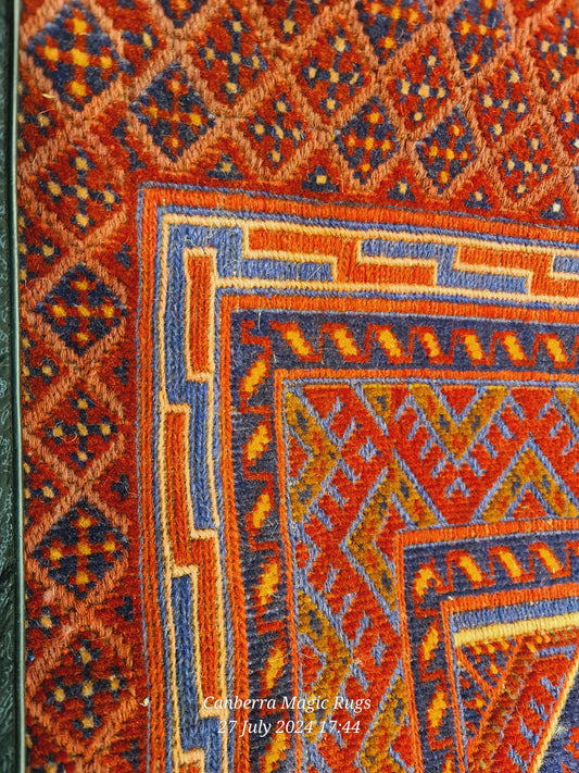 100% Wool Hand Knotted Made in Afghanistan (40 x 40 cm) - /products/buy-afghan-wool-rugs-online