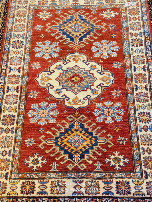 Geometric design of Super Kazak (103 x 153 CM) - /products/super-kazak-handmade-woven-rugs-102-x-155-cm