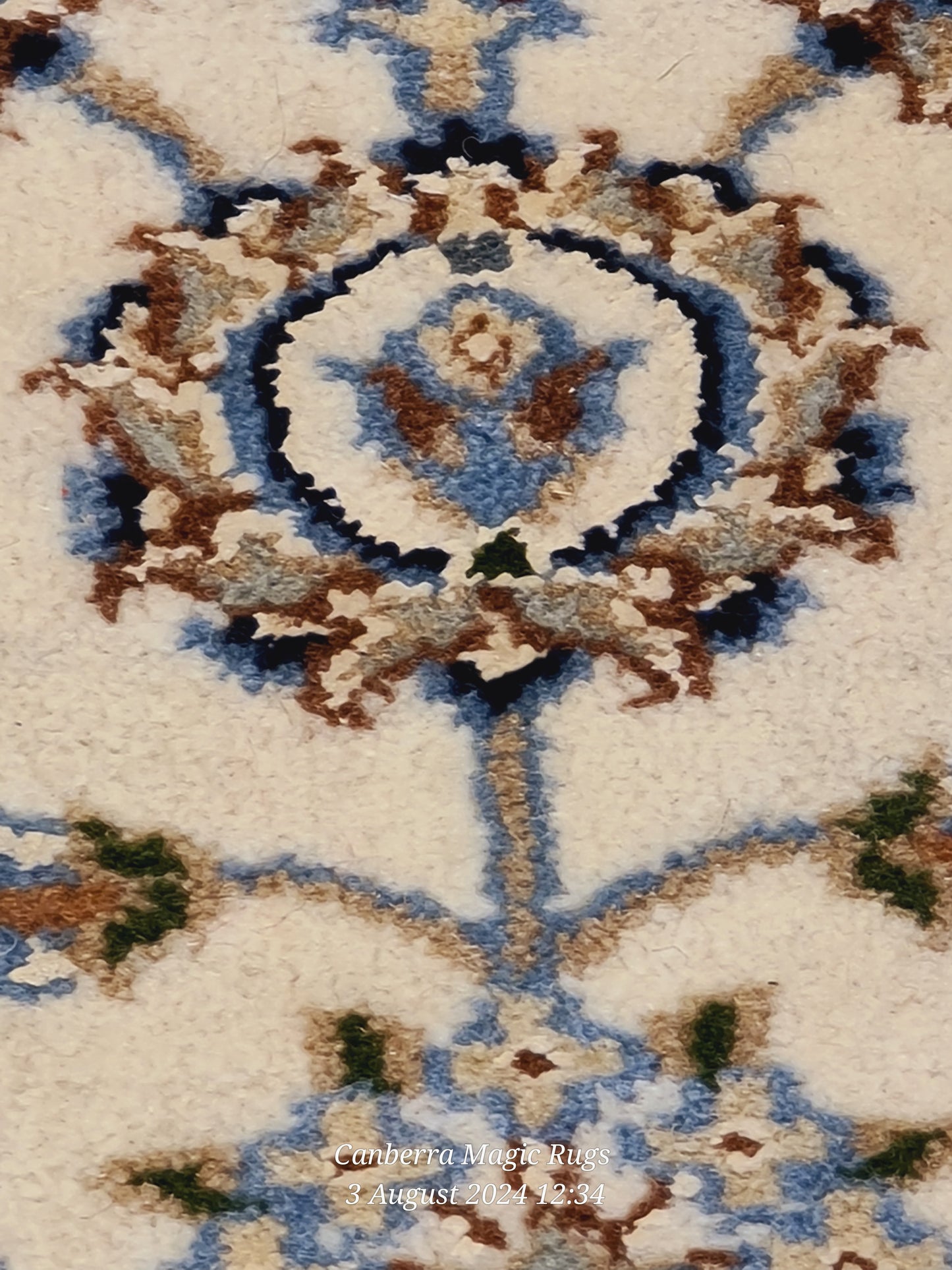 Persian Nain Wool Silk Rug – Premium Nain Persian Rug Collection