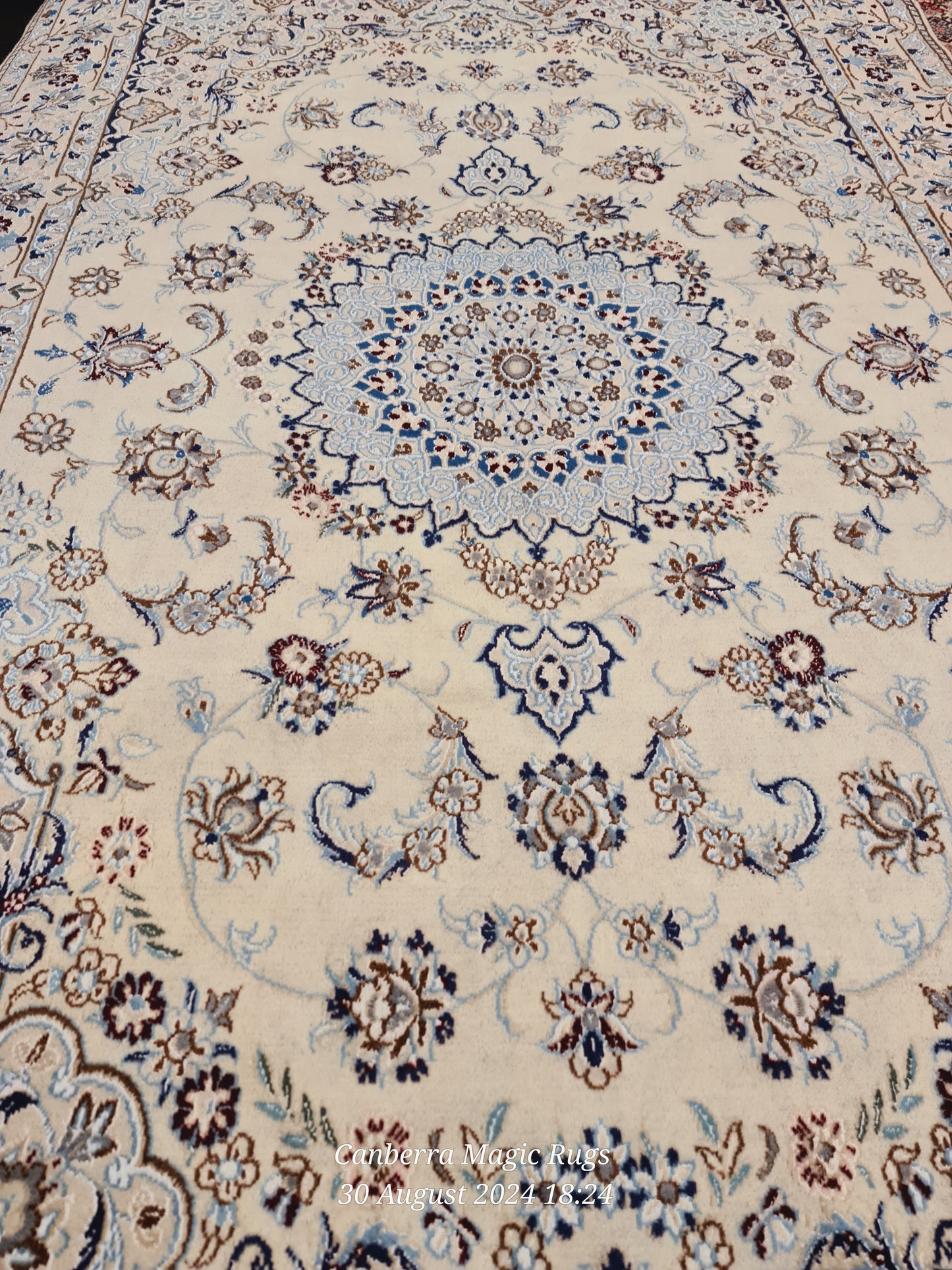 Persian Nain Wool & Silk Rug (65 X 125 CM)