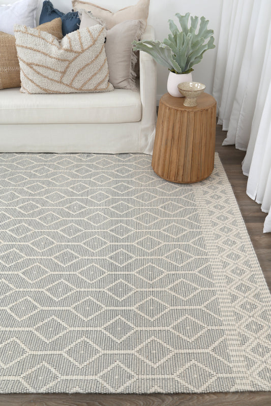 Copacabana Lattice Light Grey Wool Rug - /products/copacabana-lattice-light-grey-wool-rug