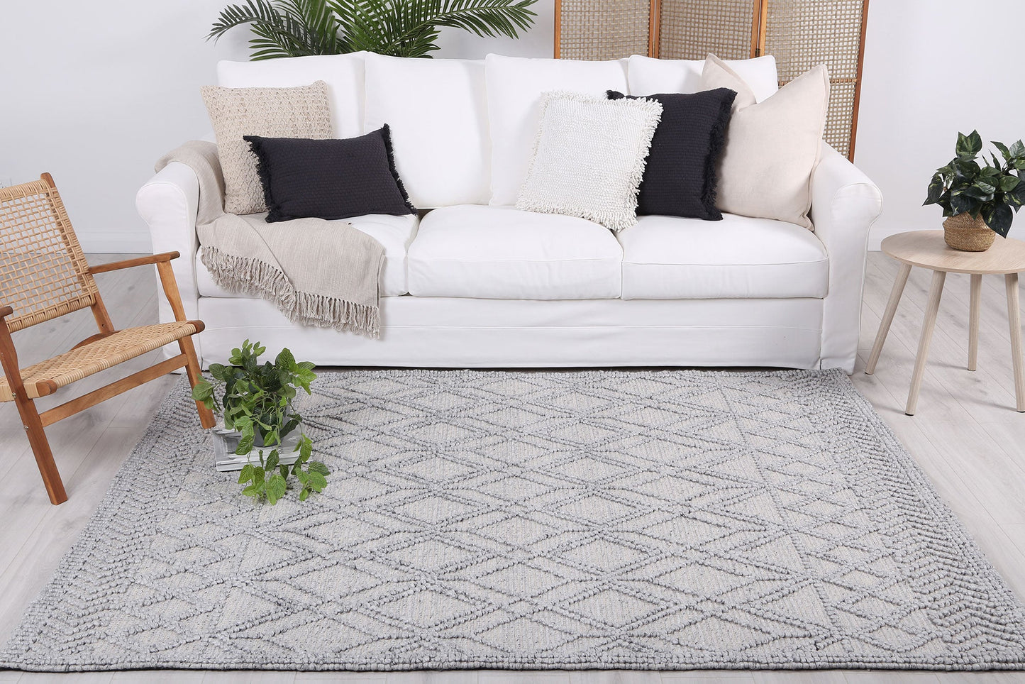 Himalaya Cobblestone Tribal Grey Wool Rug