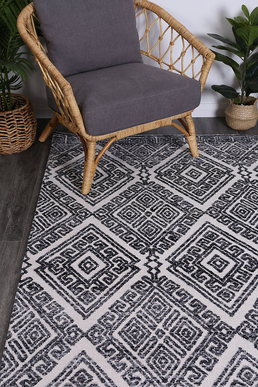 Amritsar Glenfalls Anthracite Tribal Rug - /products/amritsar-glenfalls-anthracite-tribal-rug