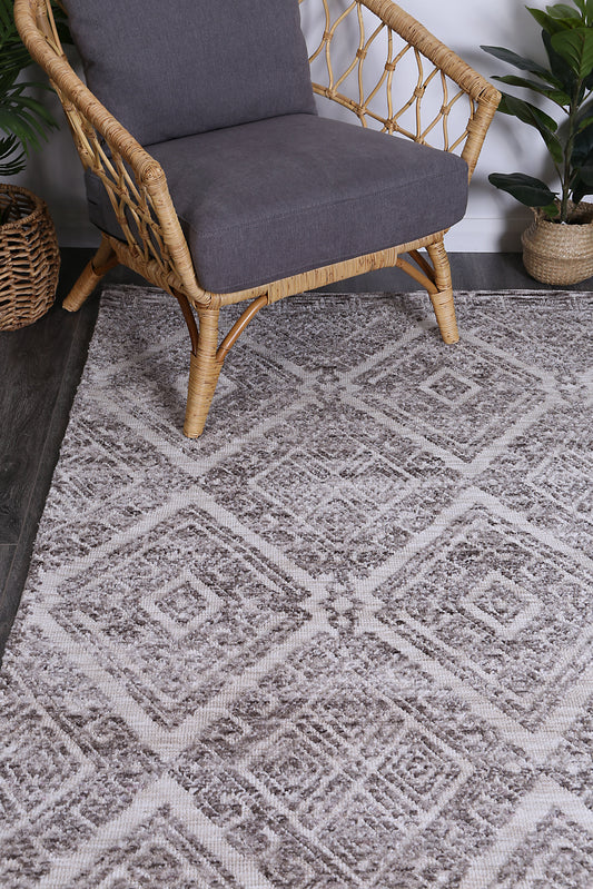 Amritsar Glenfalls Grey Tribal Rug - /products/amritsar-glenfalls-grey-tribal-rug