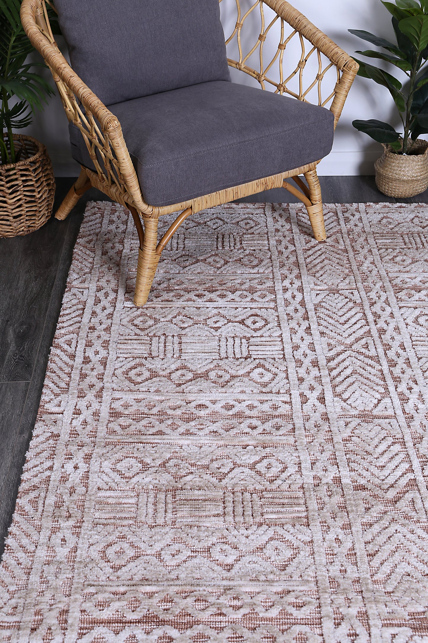 Amritsar Glenroy Rust Tribal Rug