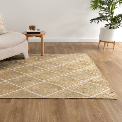 Artwell Pearl Diamond Rug