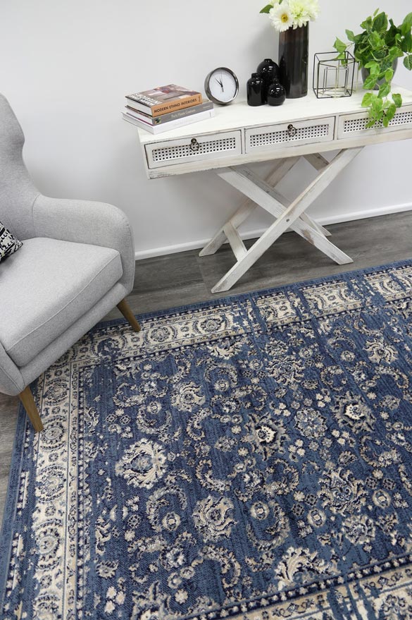 Arya Ziegler Distressed Navy Rug