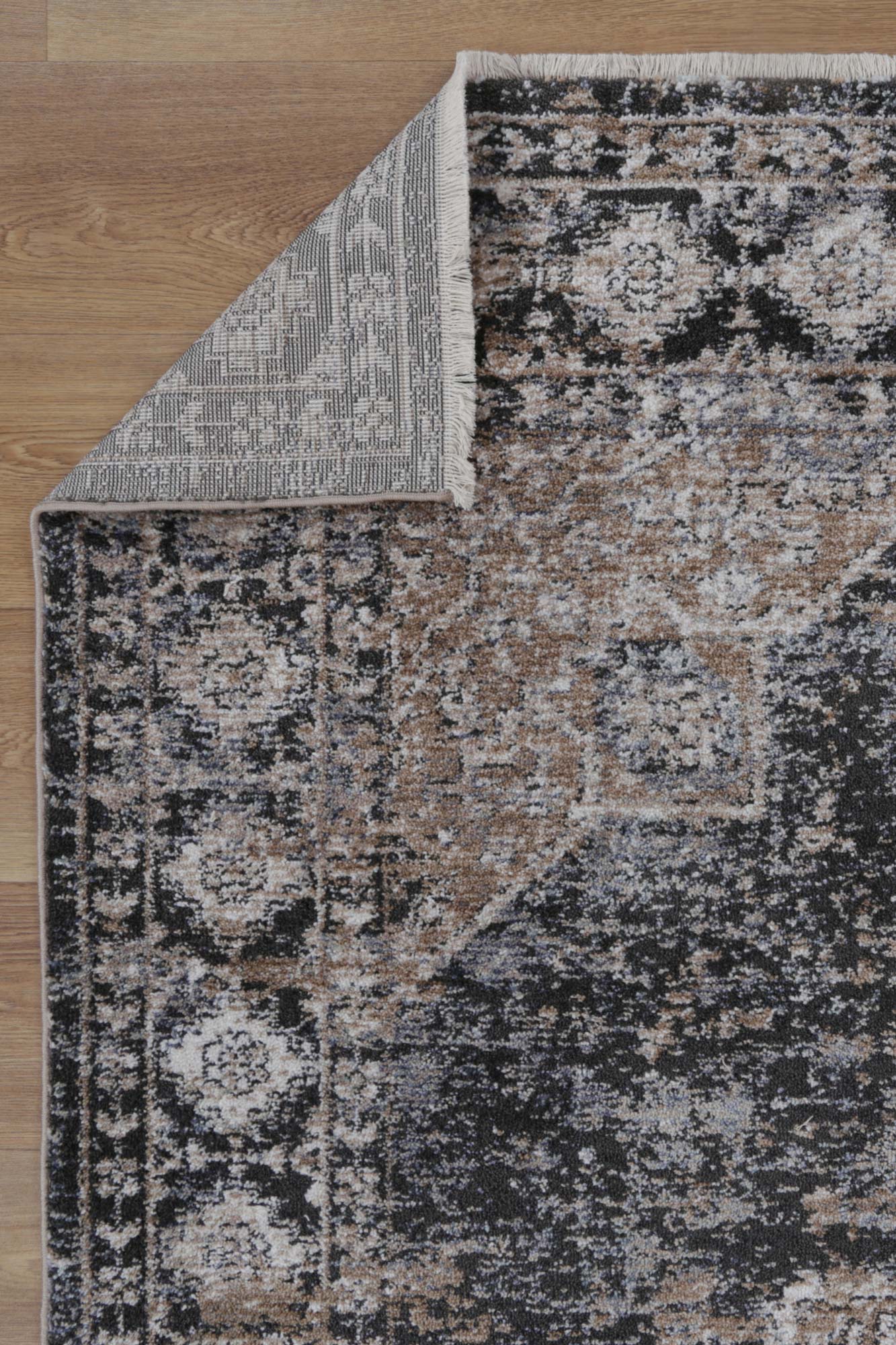 Baile Lakeland Vintage Inspired Rug