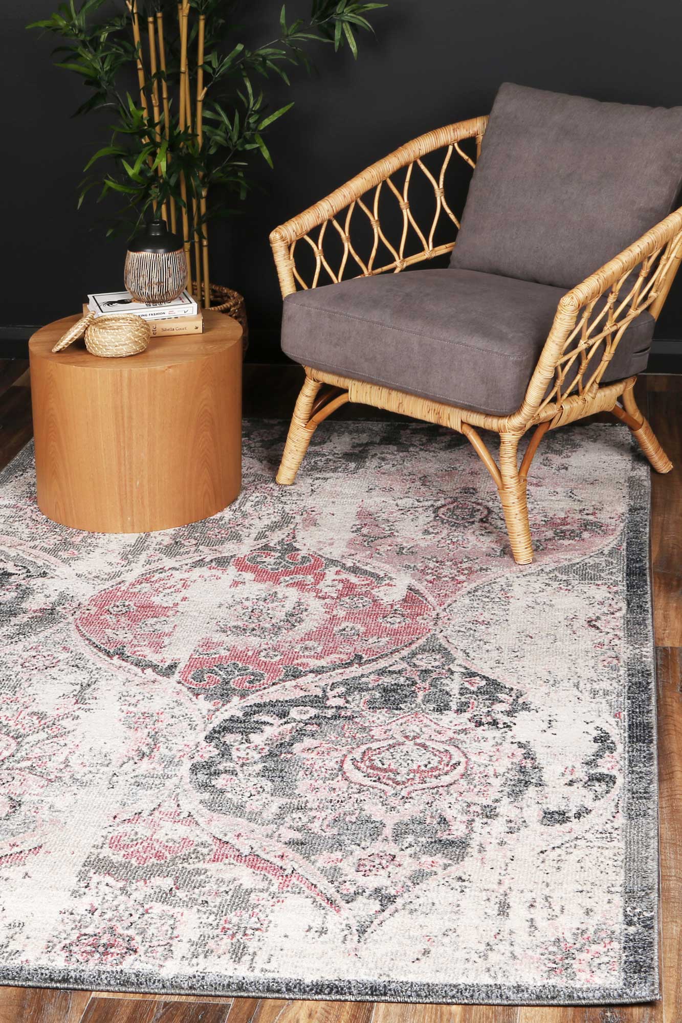 Brisbane Lantern Rose Rug