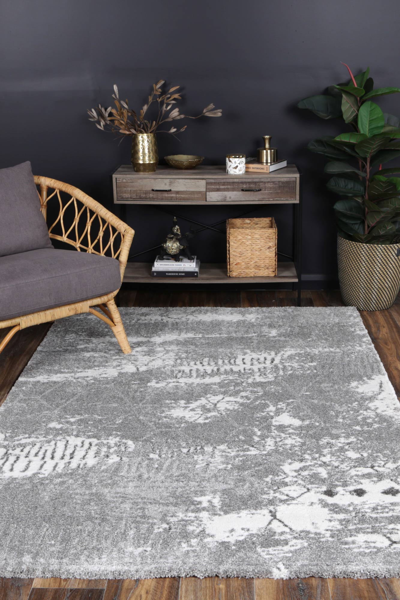 Century Julius Grey Plush Rug