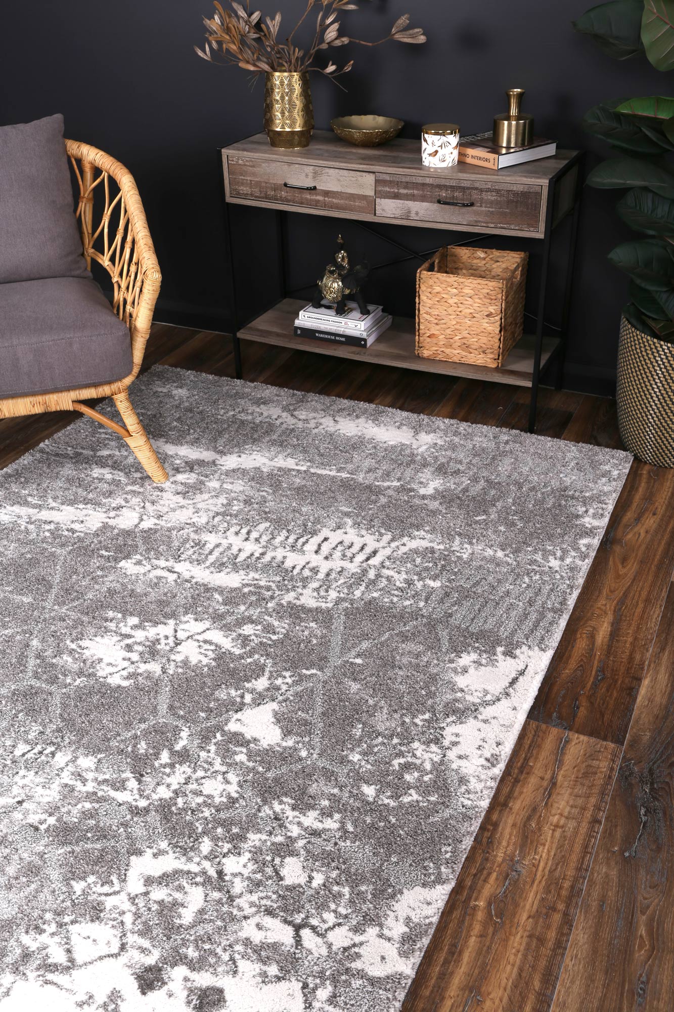 Century Julius Grey Plush Rug