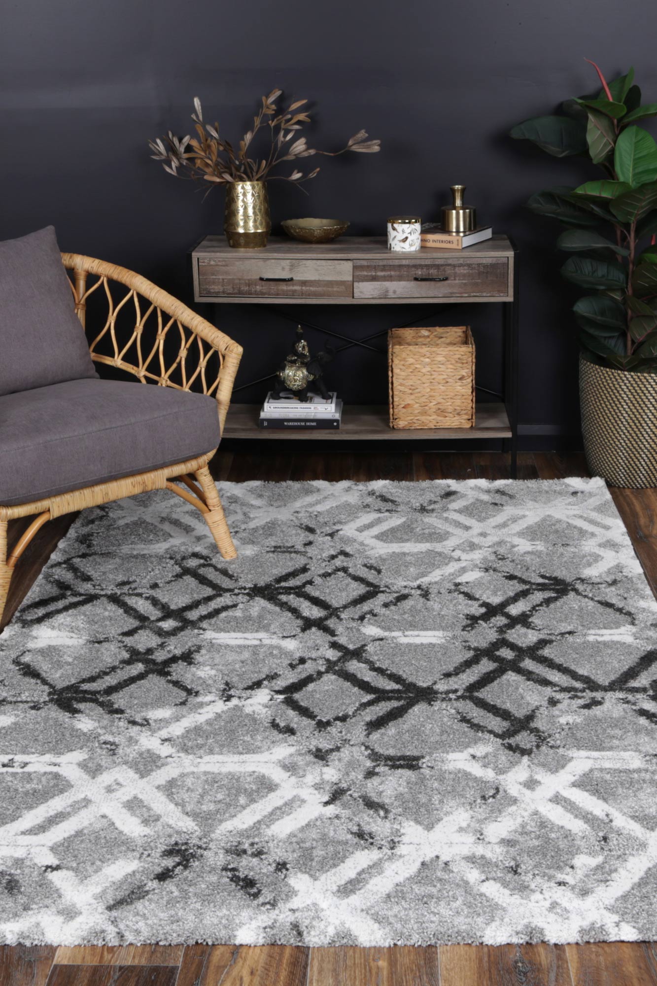 Century Flavius Grey Plush Rug