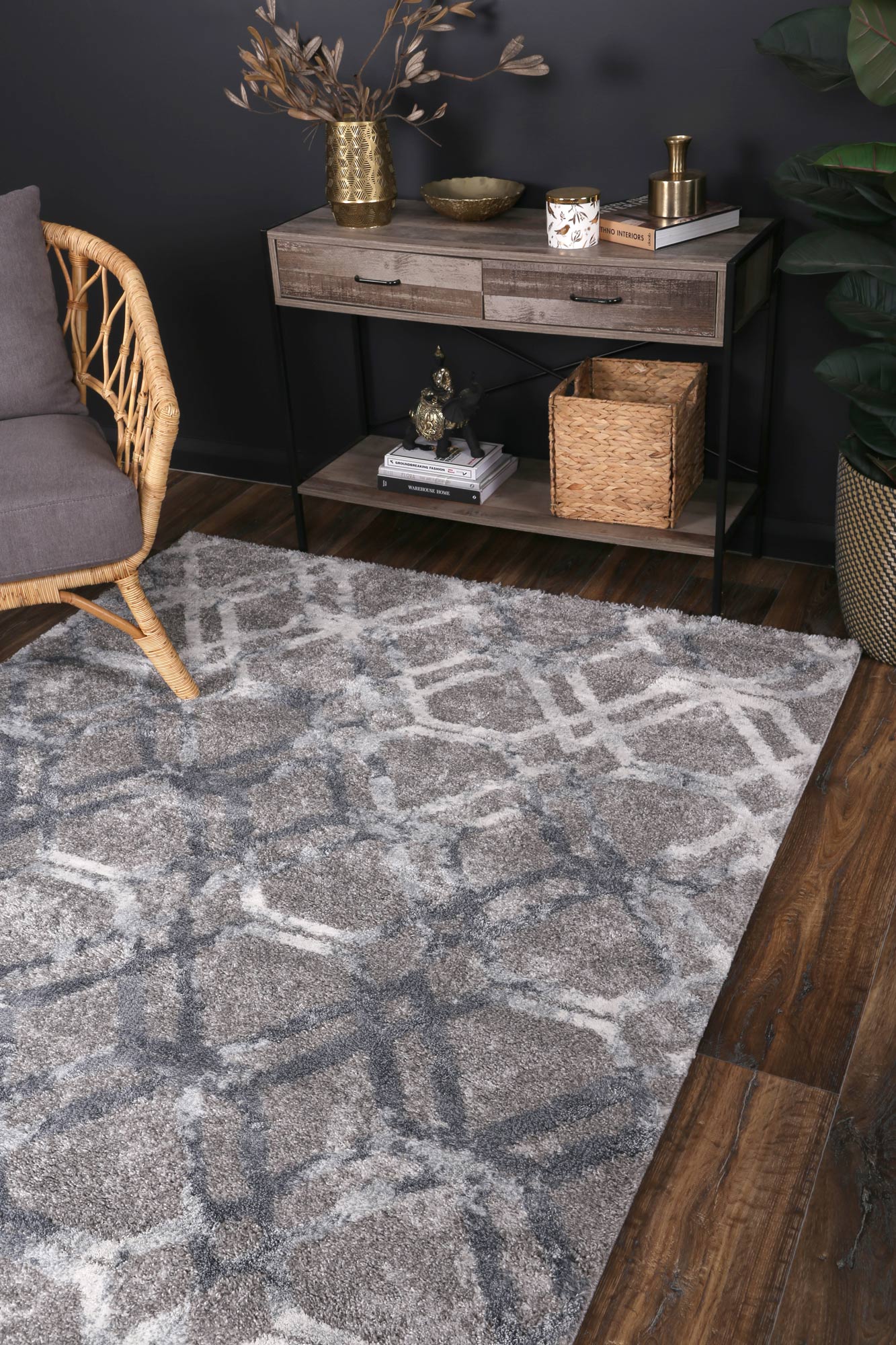 Century Septimius Grey Plush Rug