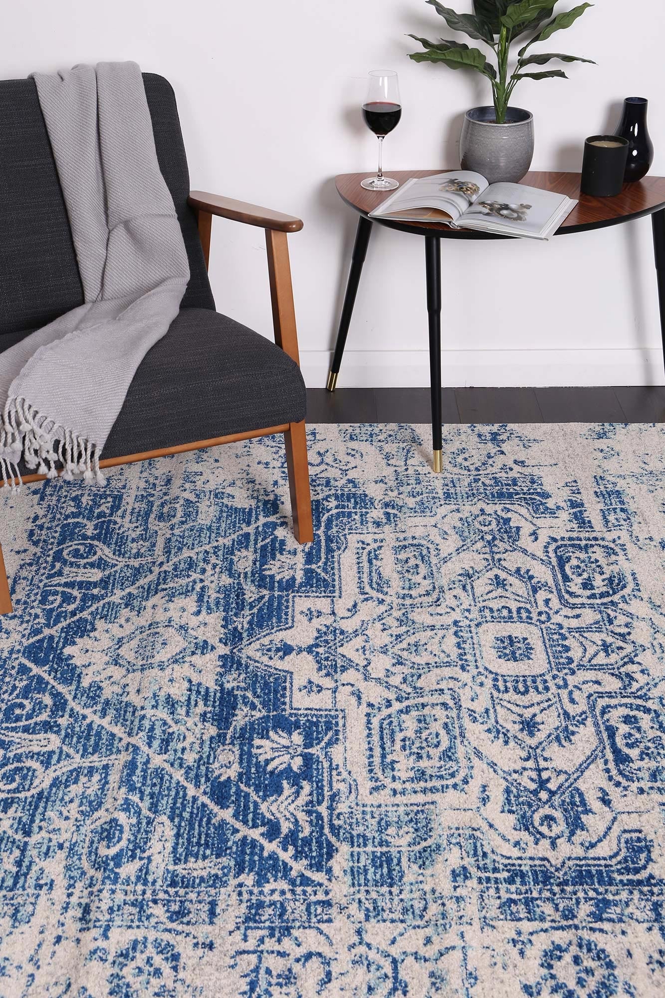 Delicate Audrey Ivory & Navy Rug