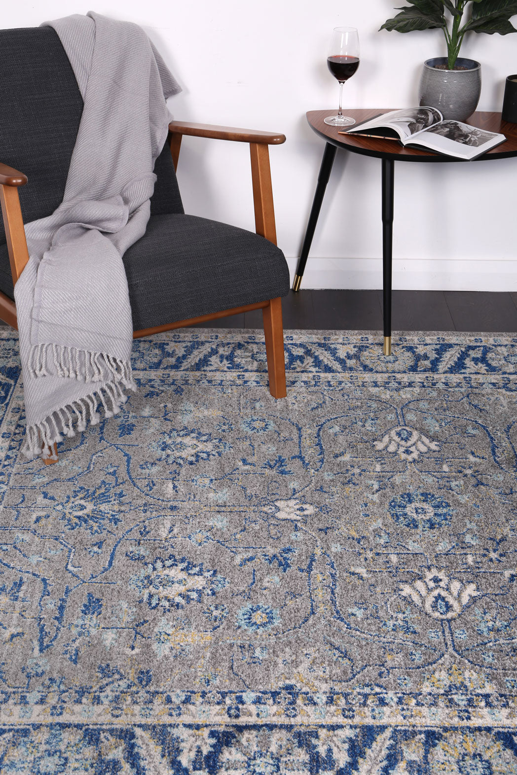 Delicate Royale Blue Rug