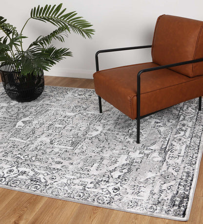 Estate Vatuvara Traditional Grey Rug