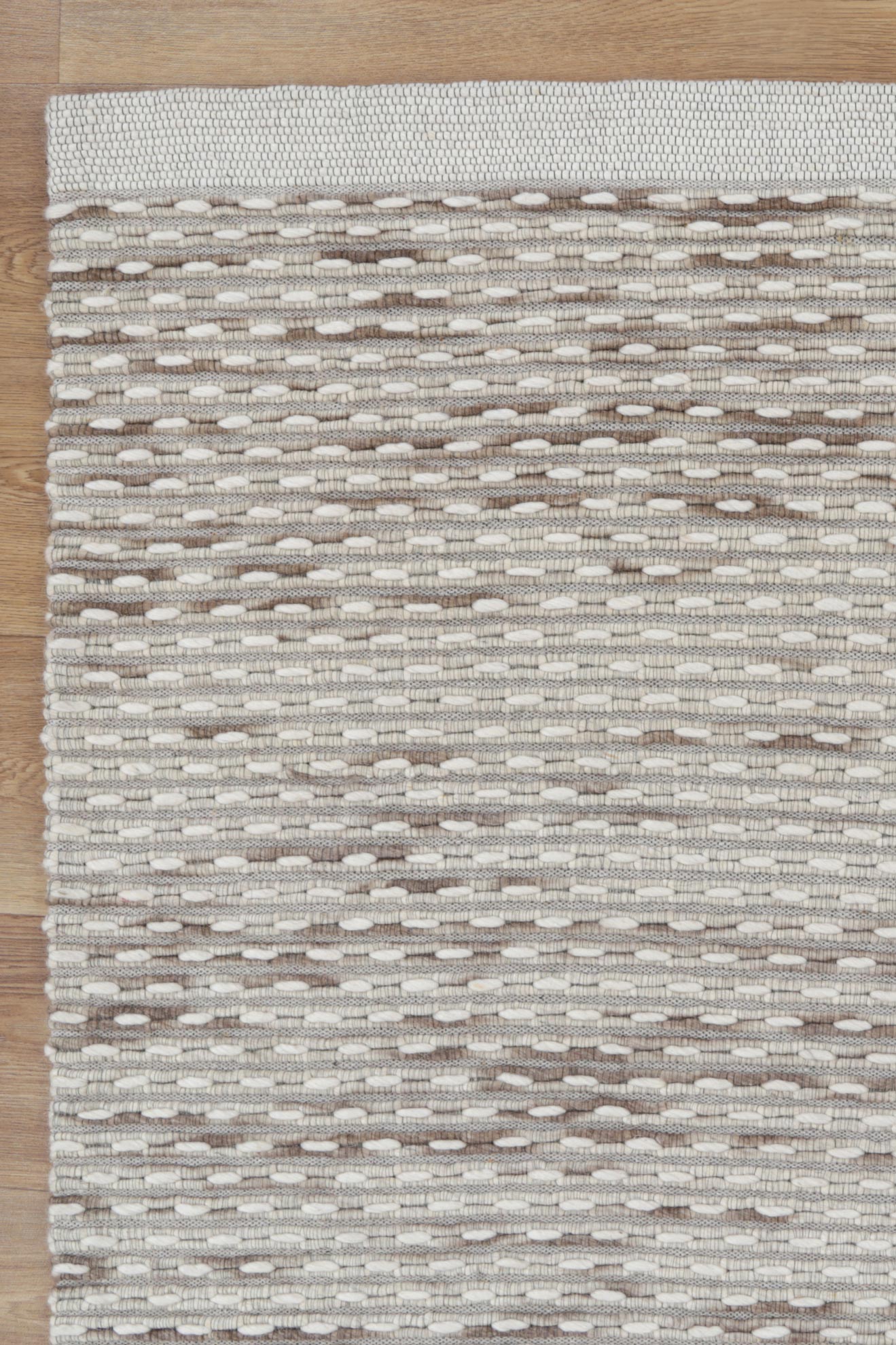 Gia Beige Wool Rug