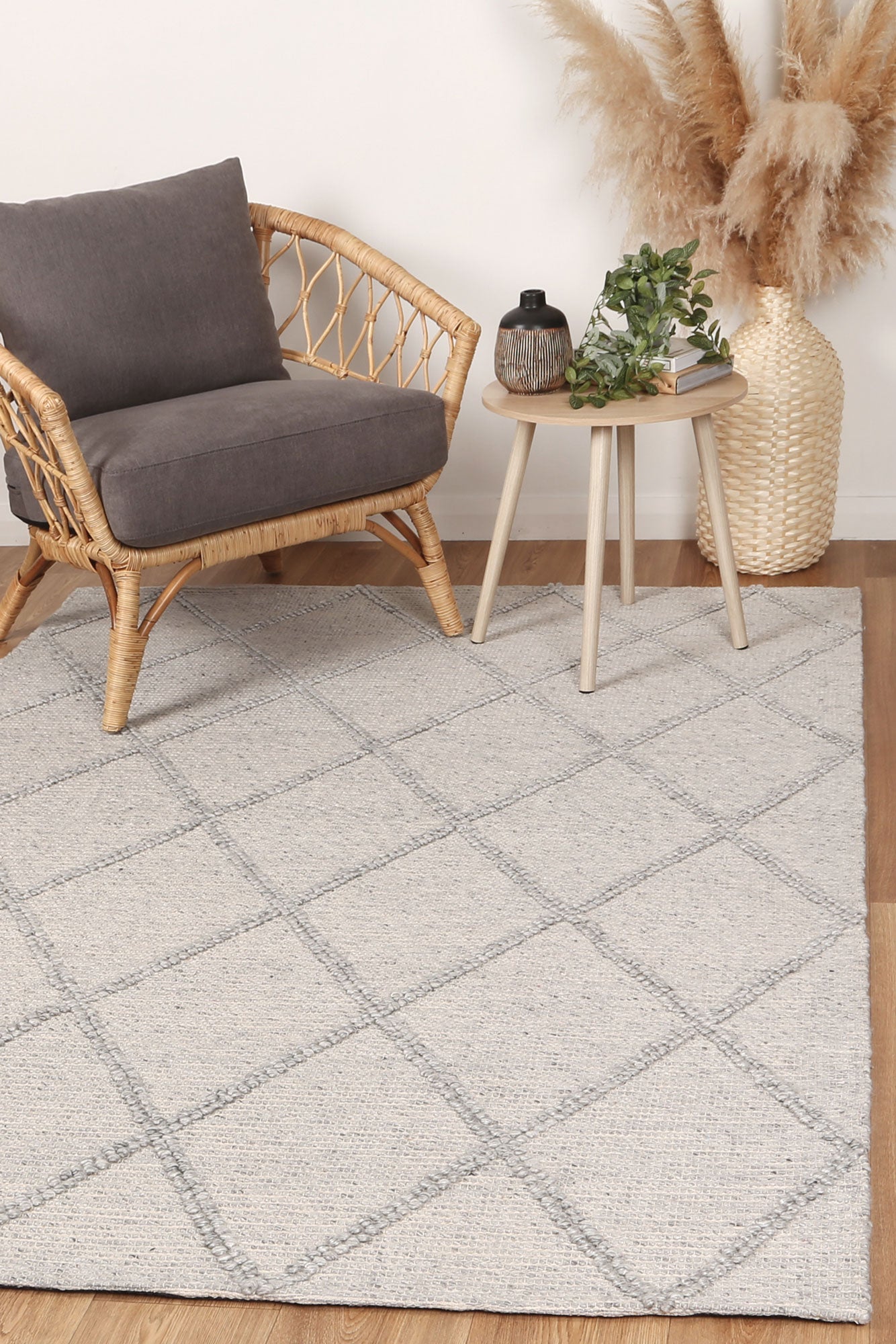 Goa Lattice Wool Blend Grey Rug (No Tassel)