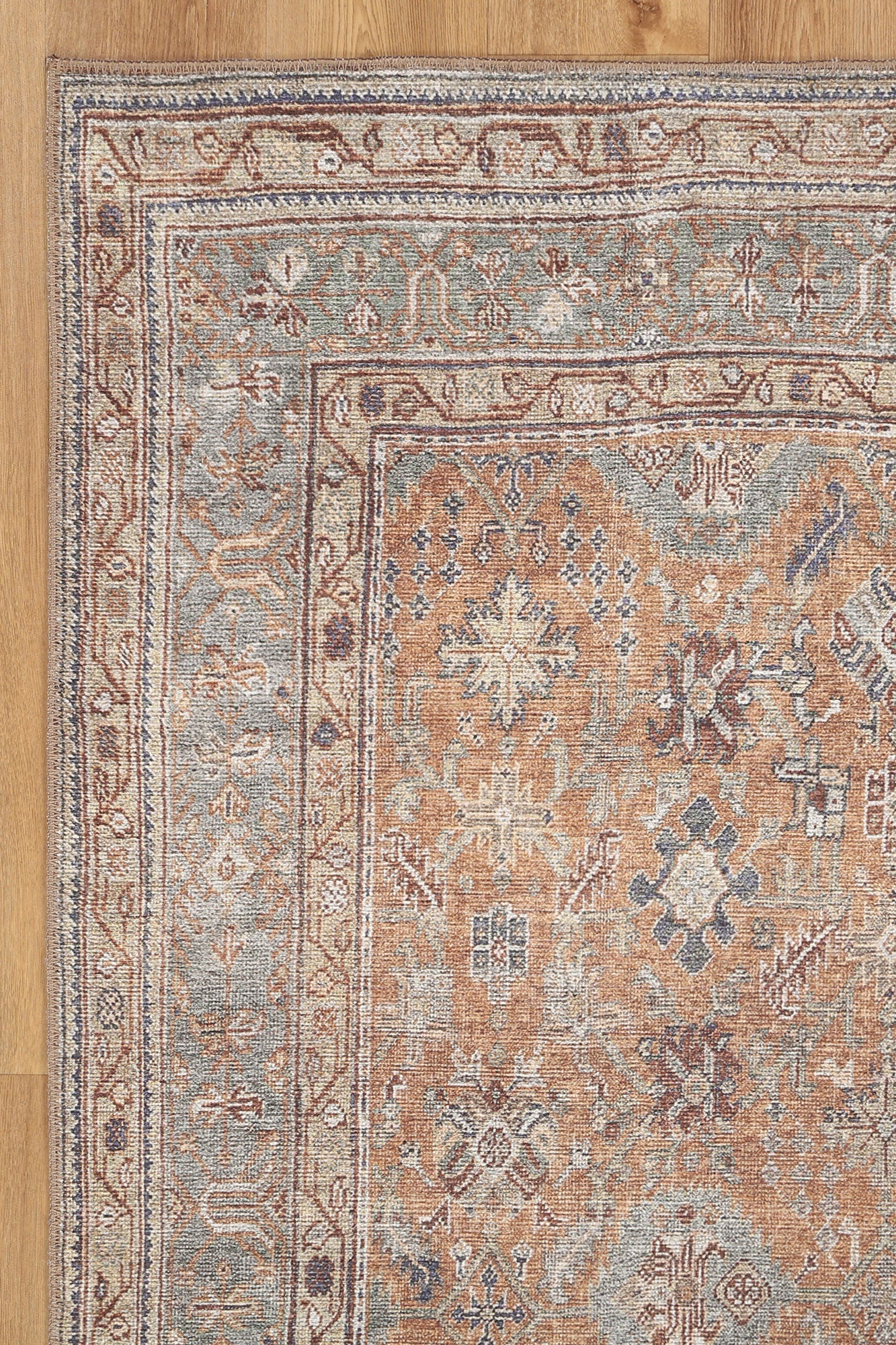 Hobart Sansa Machine Washable Rug