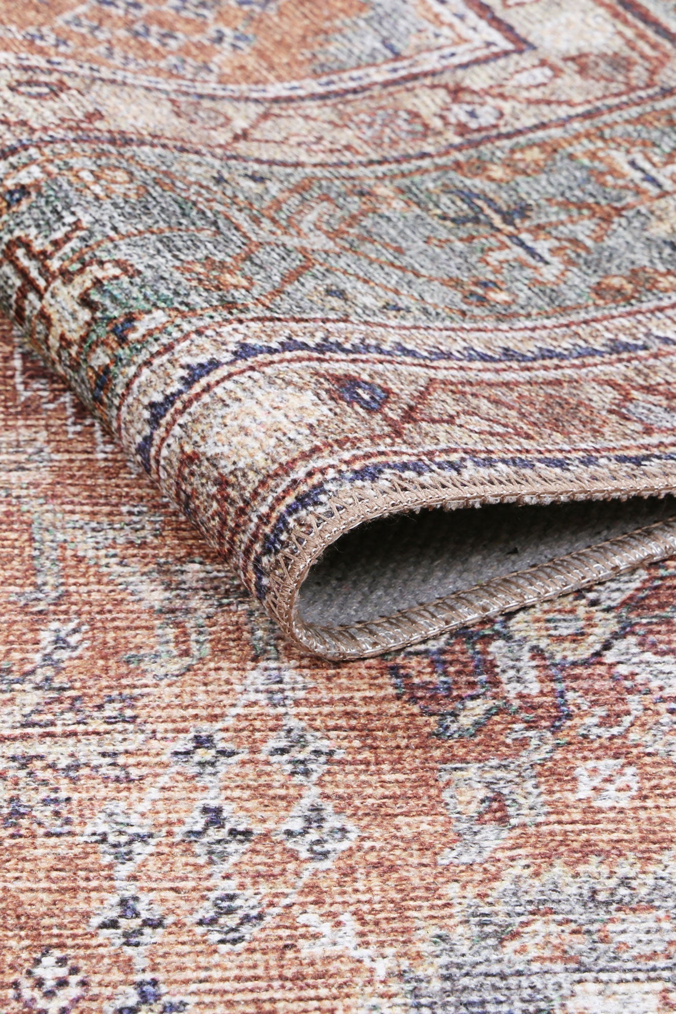 Hobart Sansa Machine Washable Rug