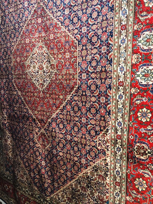 Beautiful and Superfine Persian Tabriz RugBeautiful and Superfine Persian Tabriz Rug - /products/persian-handmade-hand-knotted-tabriz-rug