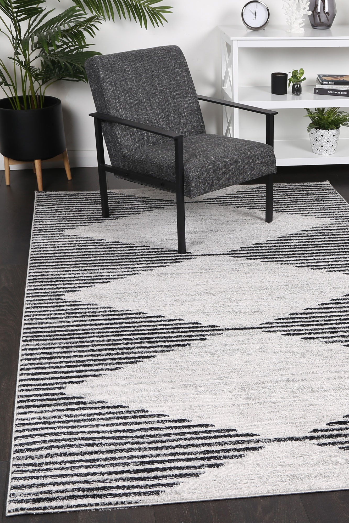 Kimberley Diamond Charcoal Contemporary Rug