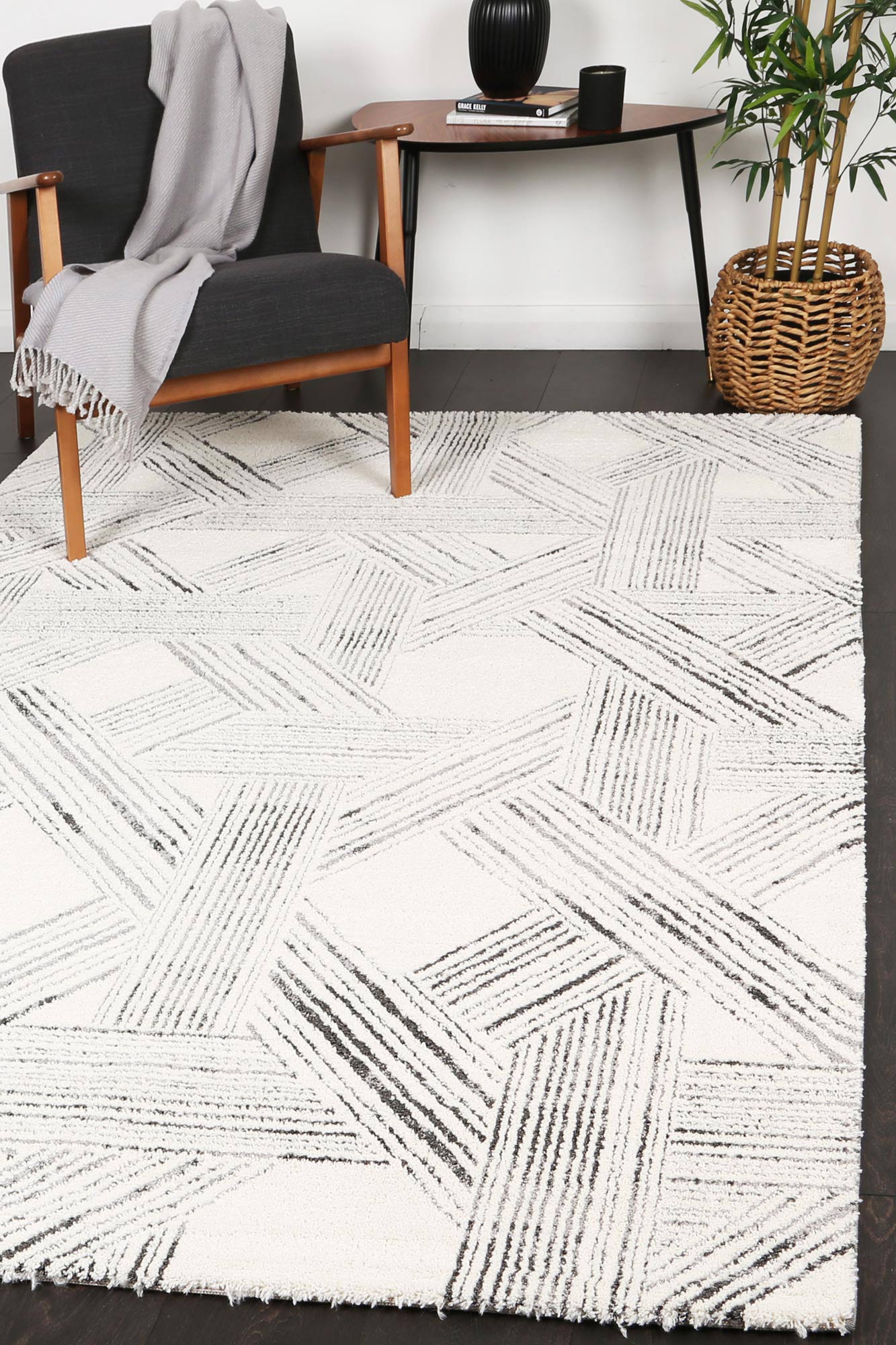 Legend Skadi Geometric Light Grey Rug