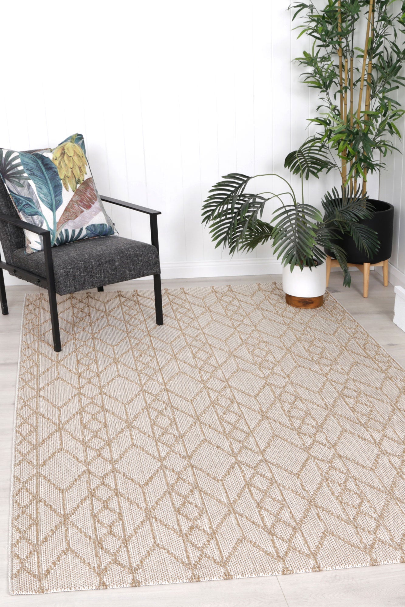 Maldives Gaia Indoor / Outdoor Beige Rug