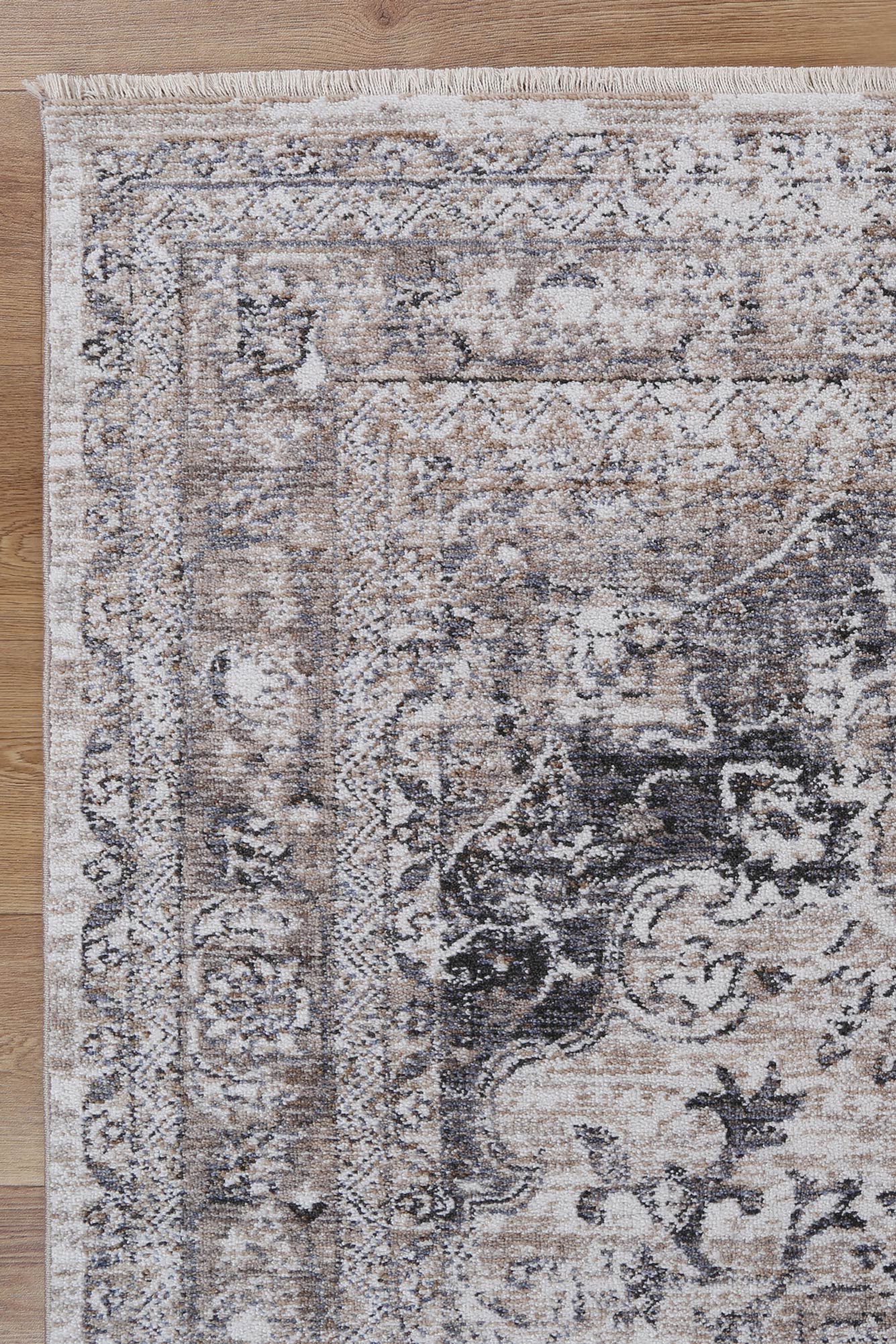 Melbourne Samarkad Ash Traditional Soft Rug